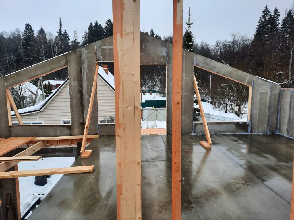Двухэтажный дом из сип панелей